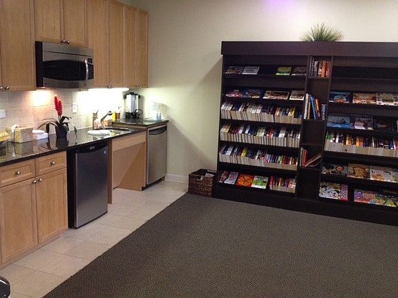 4th image of 300 Anthony Ave Unit 608