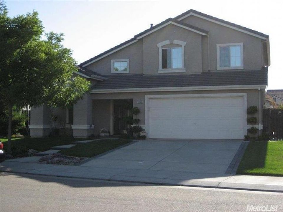 1st image of 2540 Eagle Rock Cir