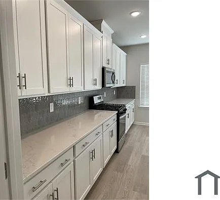 3624 Commodore Ct — Photo 19