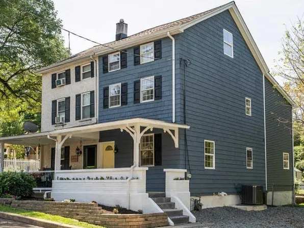 303 Church St, Conshohocken, PA 19428