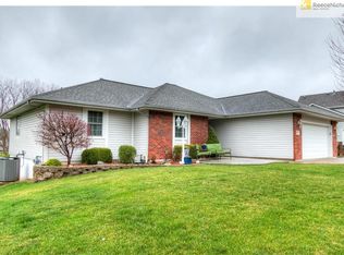 5723 N Mayview Ave, Kansas City, MO 64151
