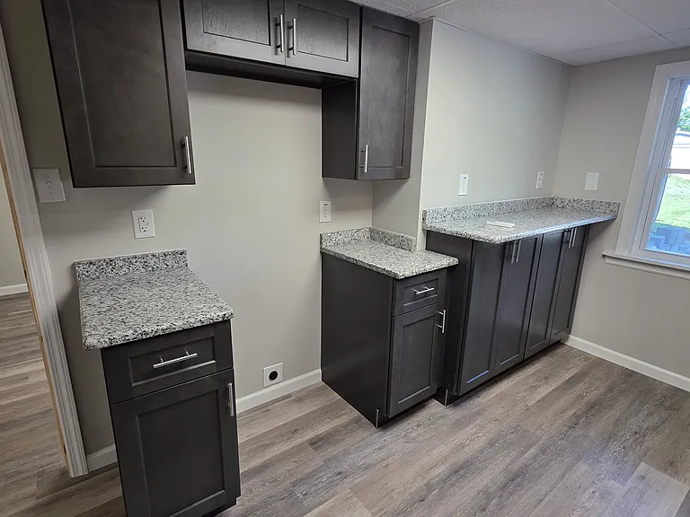 1110 Pines Rd #B — Photo 6