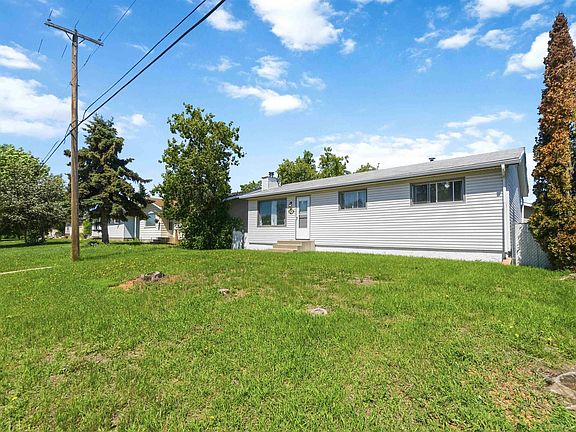 3rd image of 4608 48th Ave