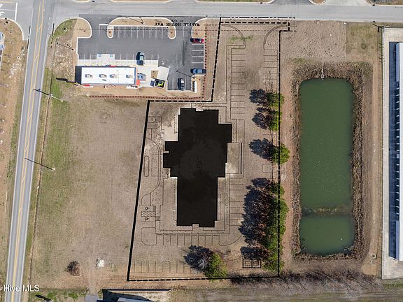 3rd image of 135 Koonce Fork Road