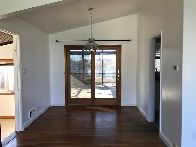 6704 Chippewa Dr — Photo 8