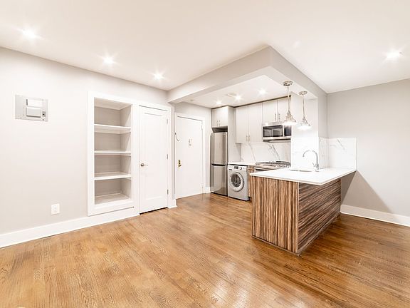 2nd image of 15 Crooke Ave APT 2C
