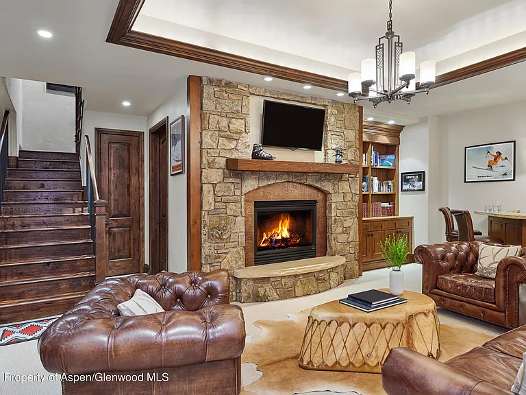 1232 Mountain View Dr #B — Photo 22