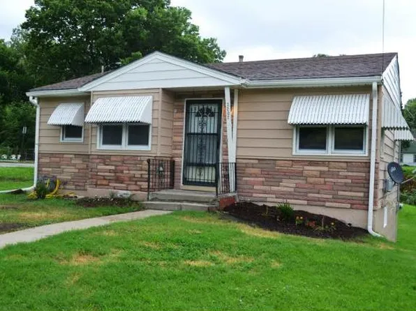 2207 N 9th St, Kansas City, KS 66101