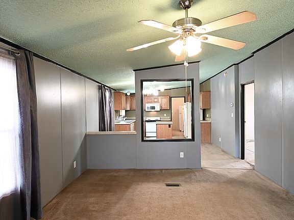 4th image of 306 W Main St