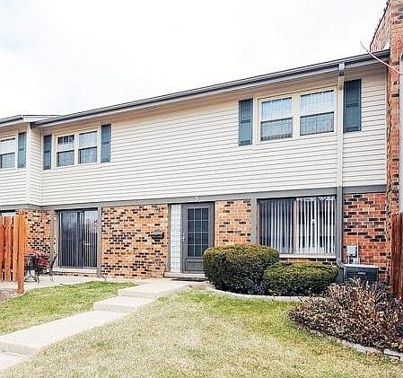 1st image of 3 Winthrop Ct #0