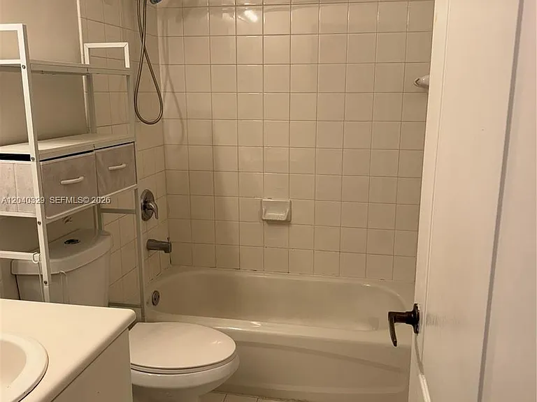 17640 NW 73rd Ave #20419 — Photo 9