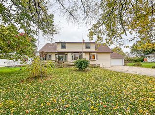 16450 W Coffee Rd, New Berlin, WI 53151