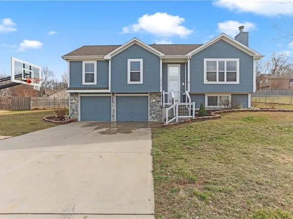 12341 Hurrelbrink Rd, Kansas City, KS 66109