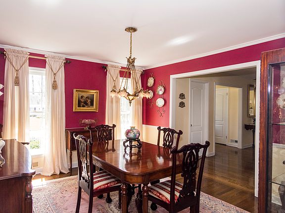 Formal dining room