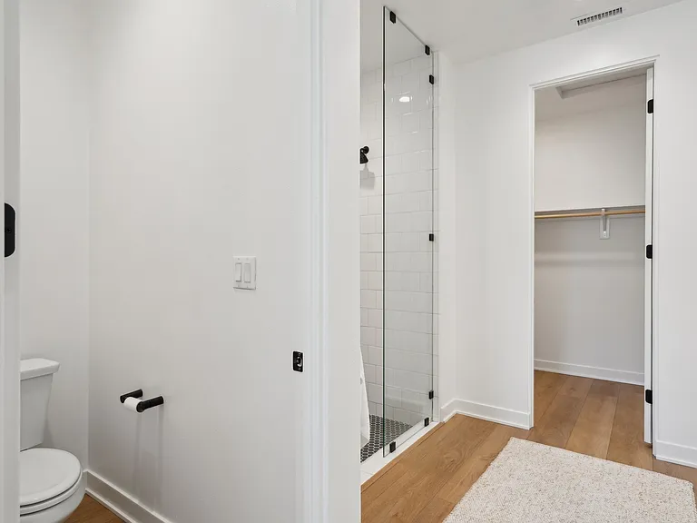 Master Suite Bathroom