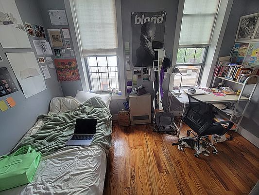 4th image of 309 Devoe St Floor 3