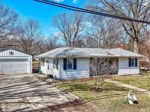 161 S Cash St, Seneca, IL 61360