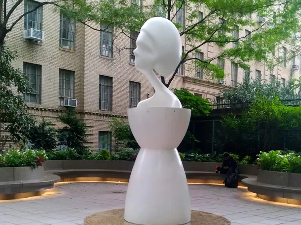 322 West 57th Street image 10 of 10