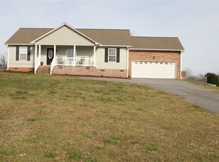 164 Mixedwood Dr, Inman, SC 29349