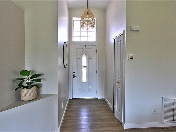 3rd image of 7073 Red Bay Ct