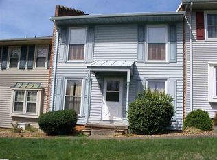 100 Essex Dr, Staunton, VA 24401