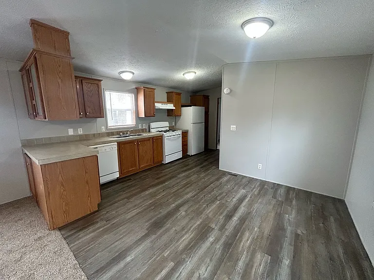 Evergreen Village — Photo 26