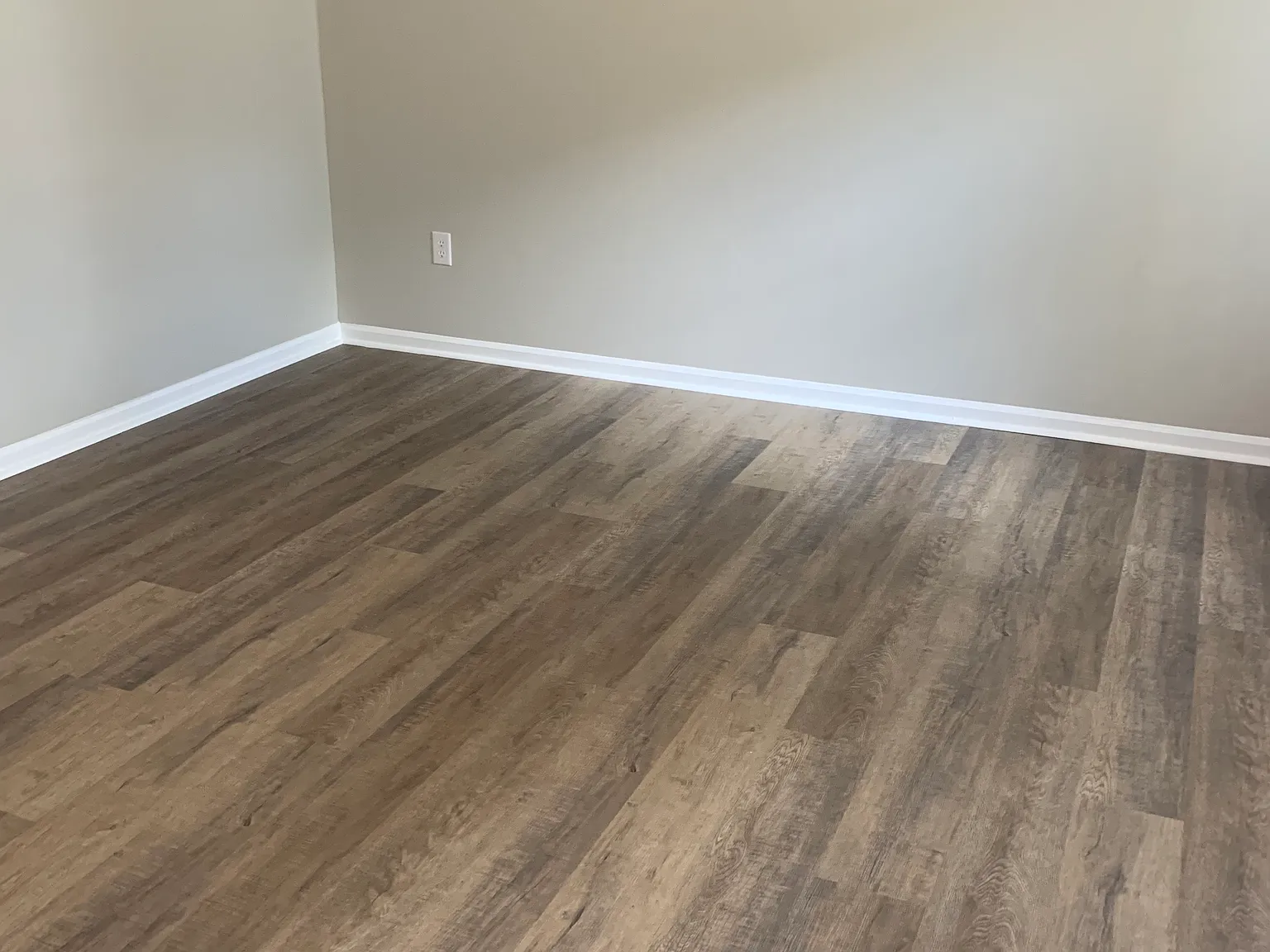 2 bed, 1.5 bath, 1100 sqft, $1,495 — Photo 3