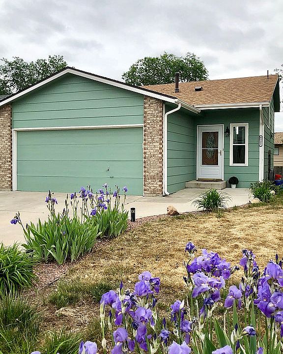 1st image of 4227 Dooley Way