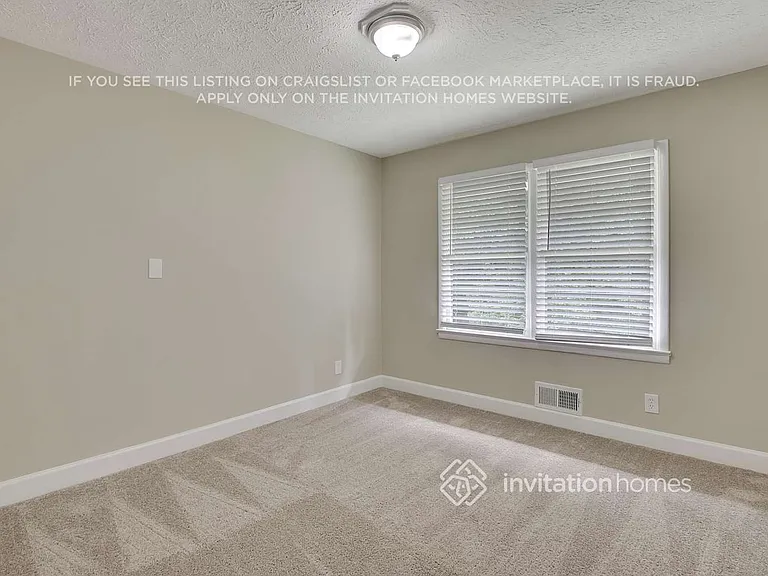 2976 Flowers Dr — Photo 14
