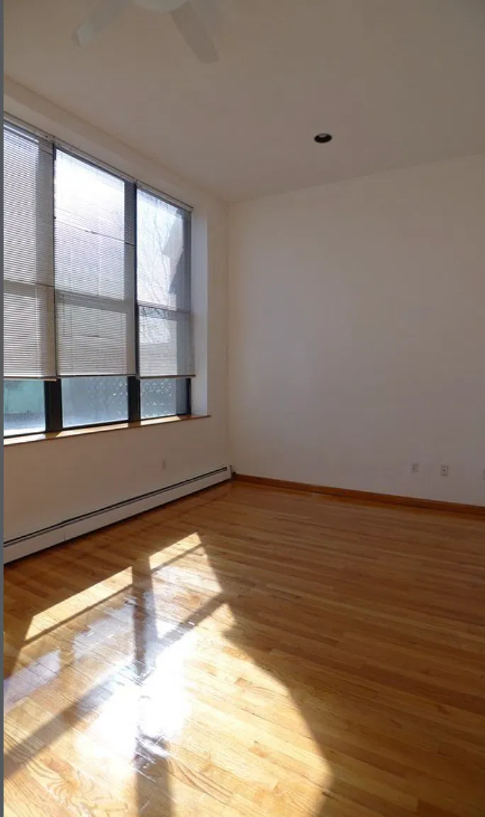 Studio, 580 sqft, $1,700 — Photo 1
