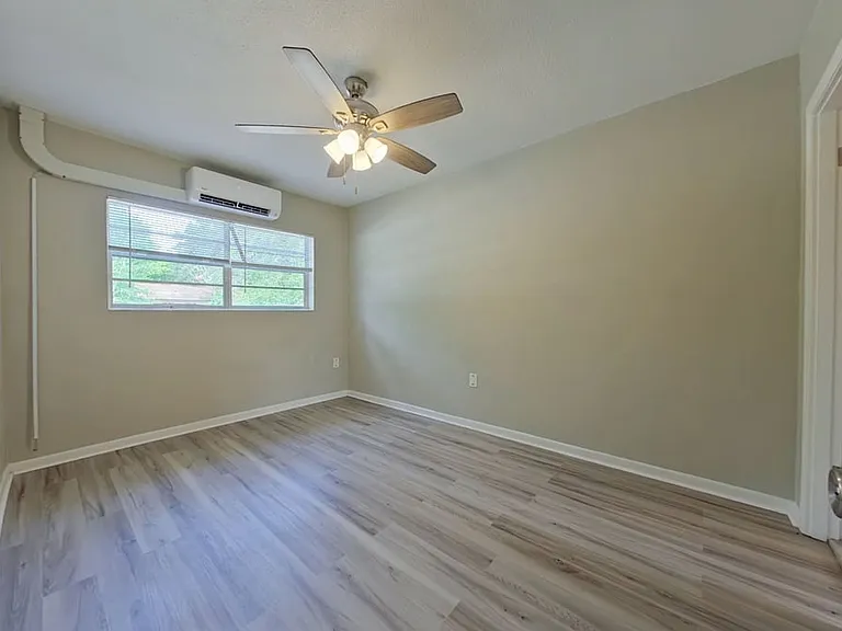 235 Beulah St #11 — Photo 8