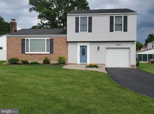 3160 Bogle Rd, Bensalem, PA 19020