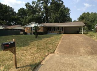 1882 Janis Dr, Memphis, TN 38116
