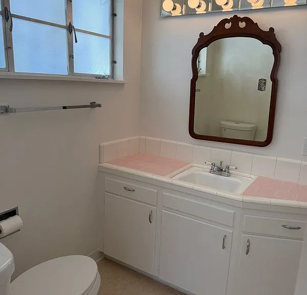 25065 Monterey St — Photo 9