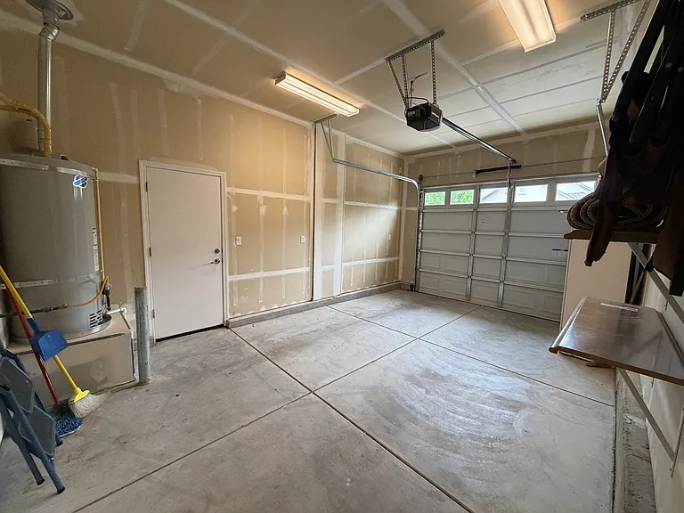 985 Marble Hills Cir — Photo 20
