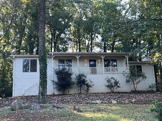 562 Hidden Hills Ct