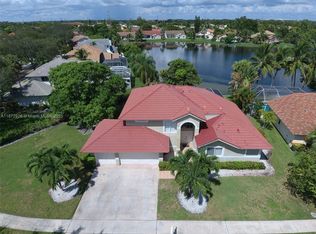 1430 SW 102nd Ave, Pembroke Pines, FL 33025