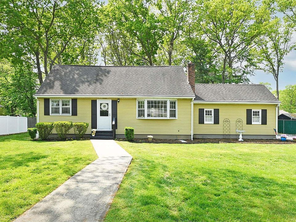 1st image of 146 Pleasant Street