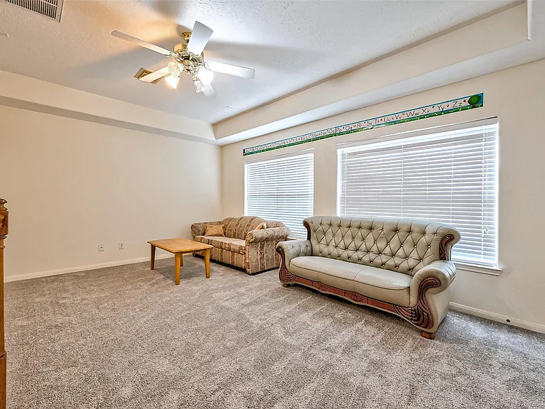 6806 Rhodes Ct — Photo 45
