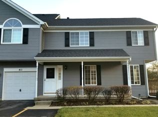 411 Village Creek Dr, Lake In The Hills, IL 60156