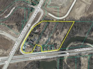 4710 W Des Plaines Pl, Gurnee, IL 60031