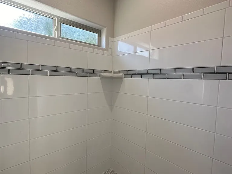 2743 Chambers Ave — Photo 25
