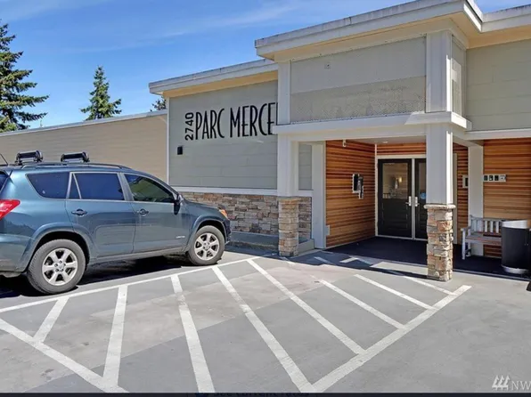 2740 76th Ave SE, Mercer Island, WA 98040