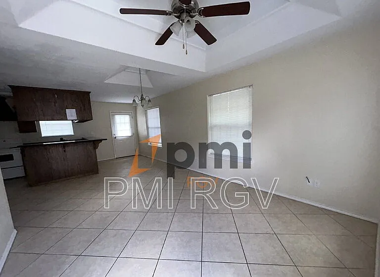 315 W Albatross Ave #UNITC — Photo 14