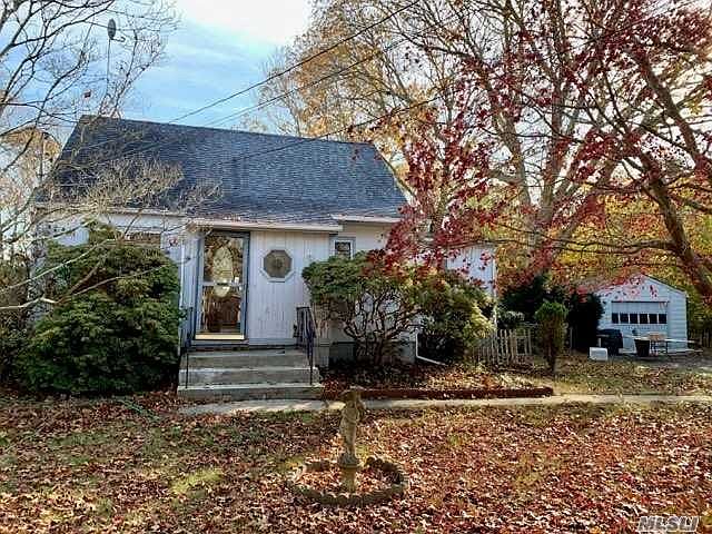 1st image of 52 Wavecrest Dr