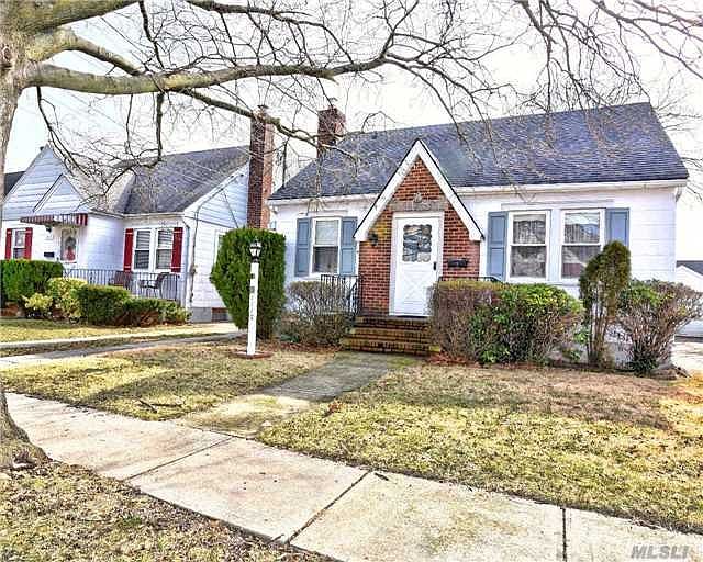 1st image of 1115 Carukin St