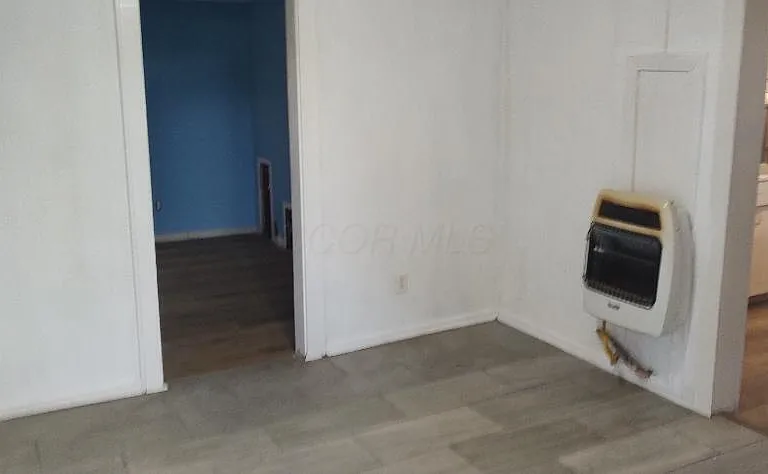 2175 Ormond Ave — Photo 2