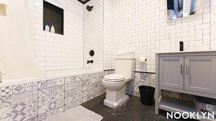 Rented by Nooklyn NYC LLC | media 21