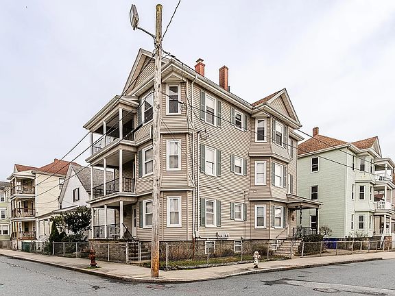 4th image of 229 Cory St #1