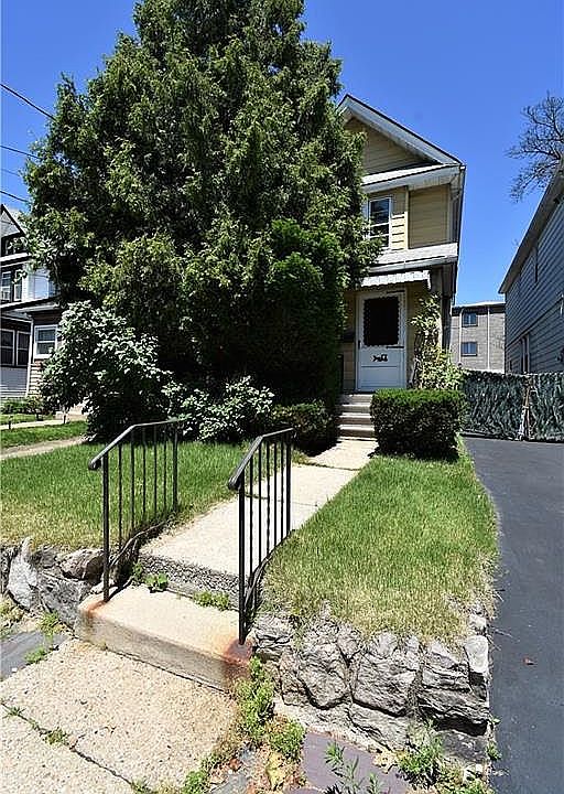 2nd image of 157 Beechwood Ave